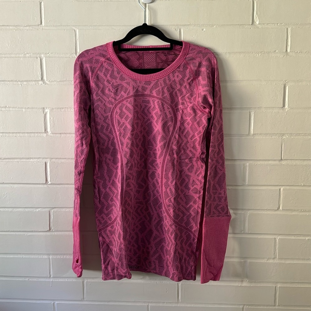RARE Lululemon seawheeze 2015 Pink Long Sleeve Swiftly Tech Sz 8 - Picture 1 of 7